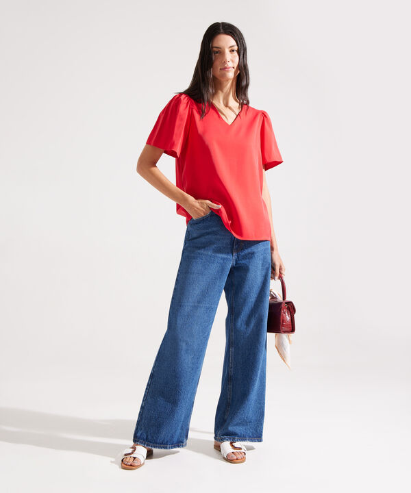 Blusa Escote En V Manga Corta Unicolor