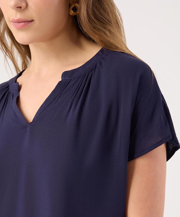 Blusa Manga Corta con Escote en V image number null