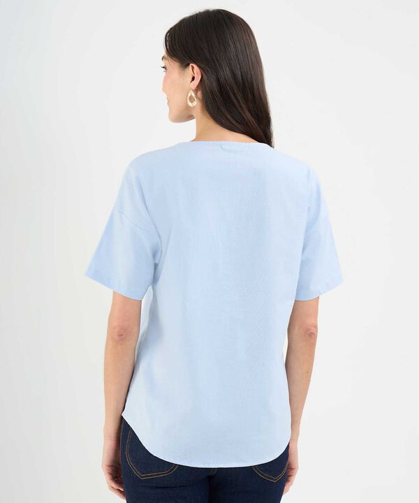 Blusa con Bordado Floral