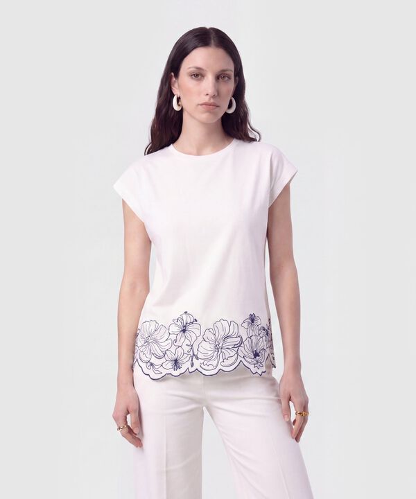 Camiseta con Detalle en Borde Para Mujer