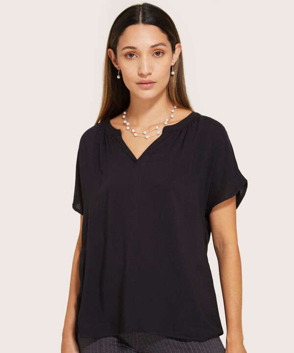 Blusa Manga Corta Con Cuello Mao image number null