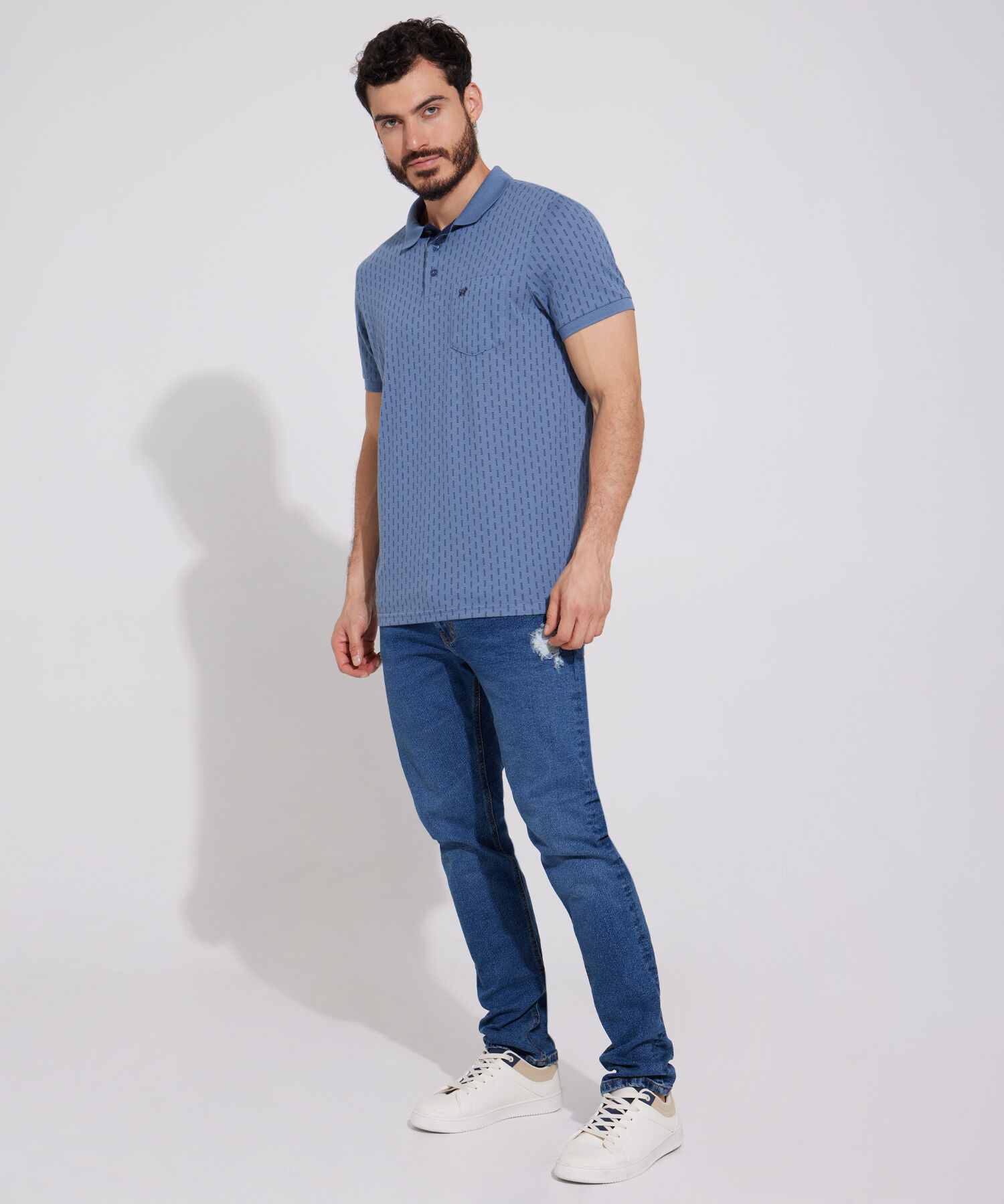 Polo Estampada, Cuello Y Puños Tejidos Con Bolsillo, Silueta Regular Fit