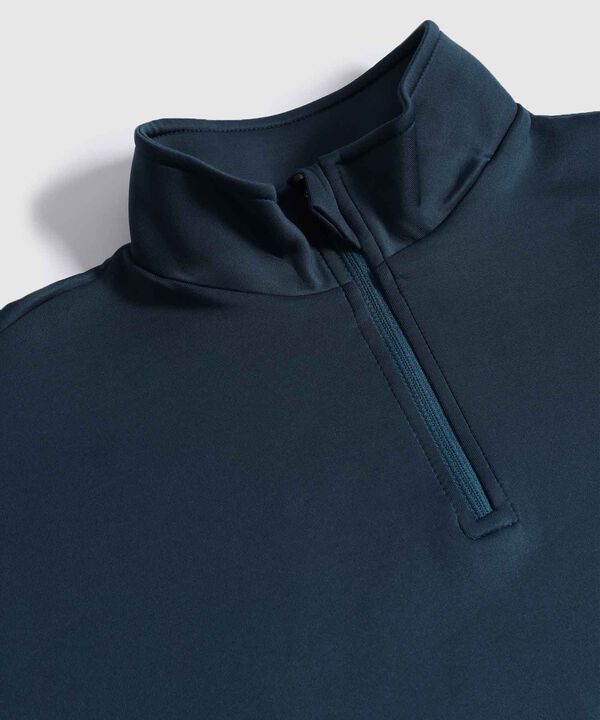 Buzo Unicolor Cuello Alto 