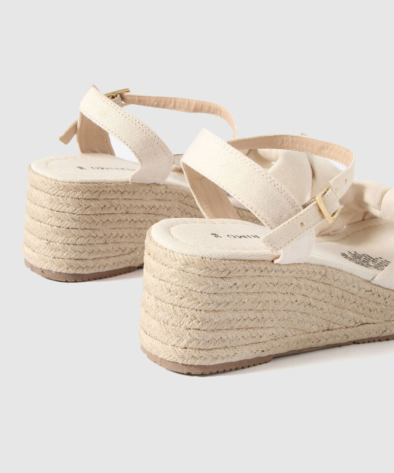 Sandalias de Tac&oacute;n y Suela Alta