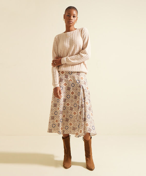 Falda Estampada Con Nesgas