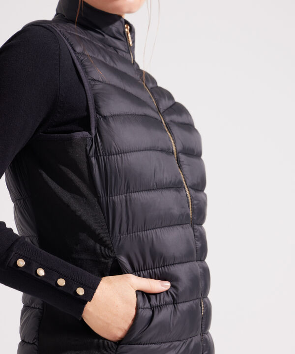 Chaleco Acolchado con Bolsillos en Rib image number null
