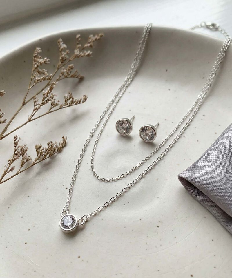 Set De Collar Doble Y Topos Con Cristales