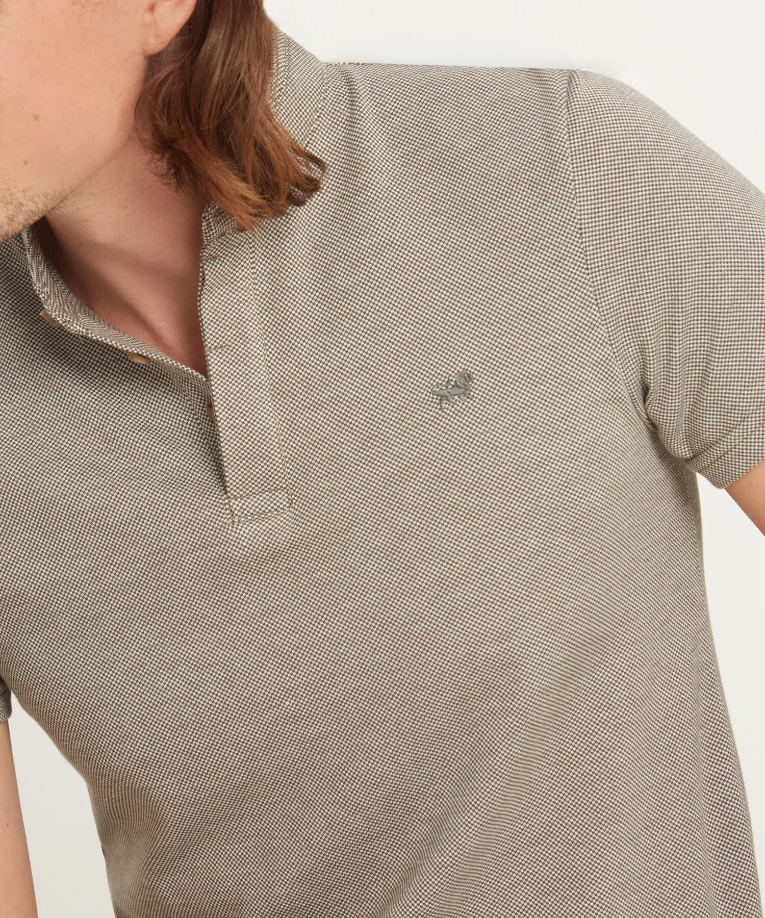Polo Unicolor Cuello Mao, Pechera Con Botones Ocultos Y Silueta Slim Fit, Cítrico Marinero