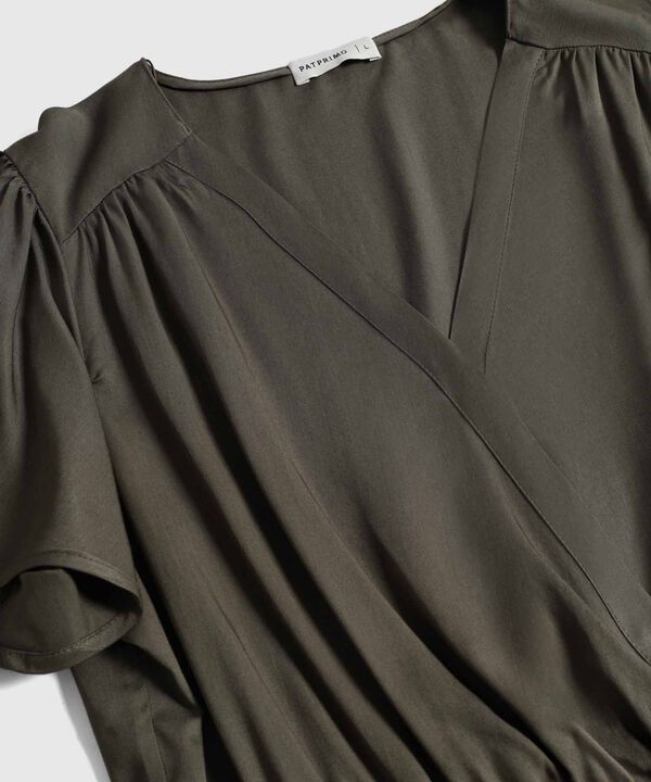 Blusa Cruzada Manga De Volante Mujer image number null