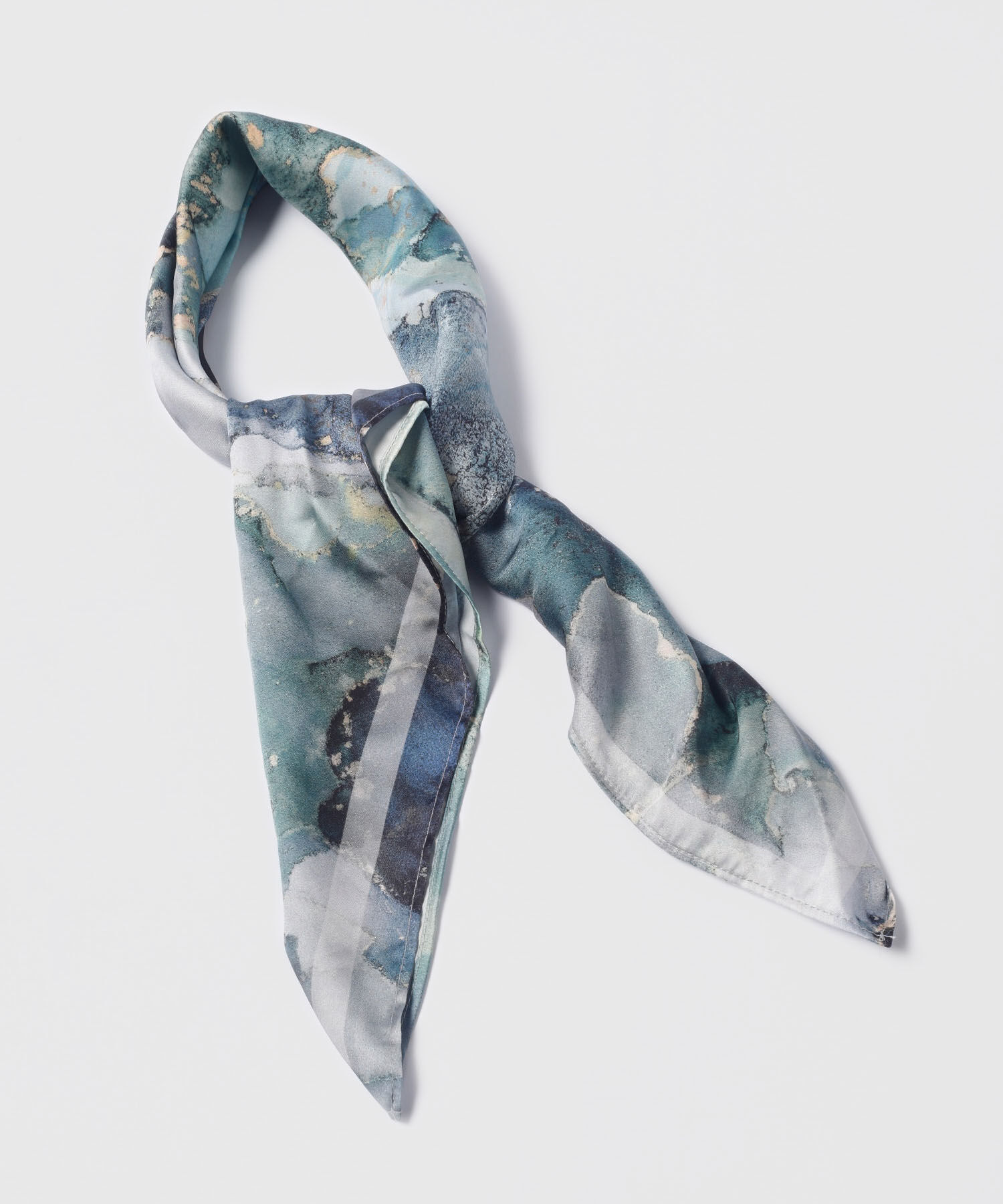 Bufanda Pa&ntilde;oleta Satinada Motivo Marmolado Acuarelado