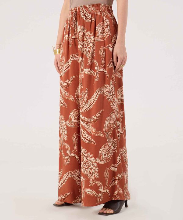 Pantalón Fluido Estampado image number null