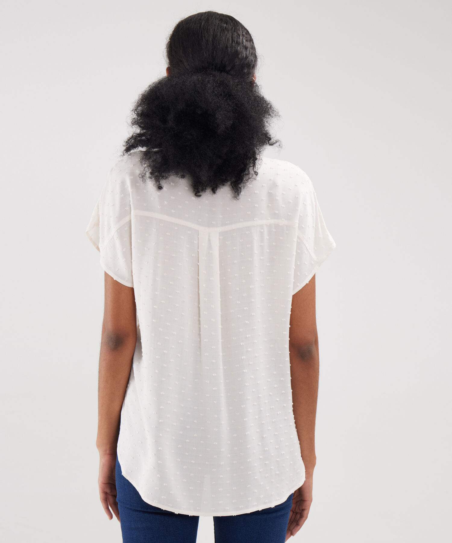 Blusa Unicolor Textura Manga Corta