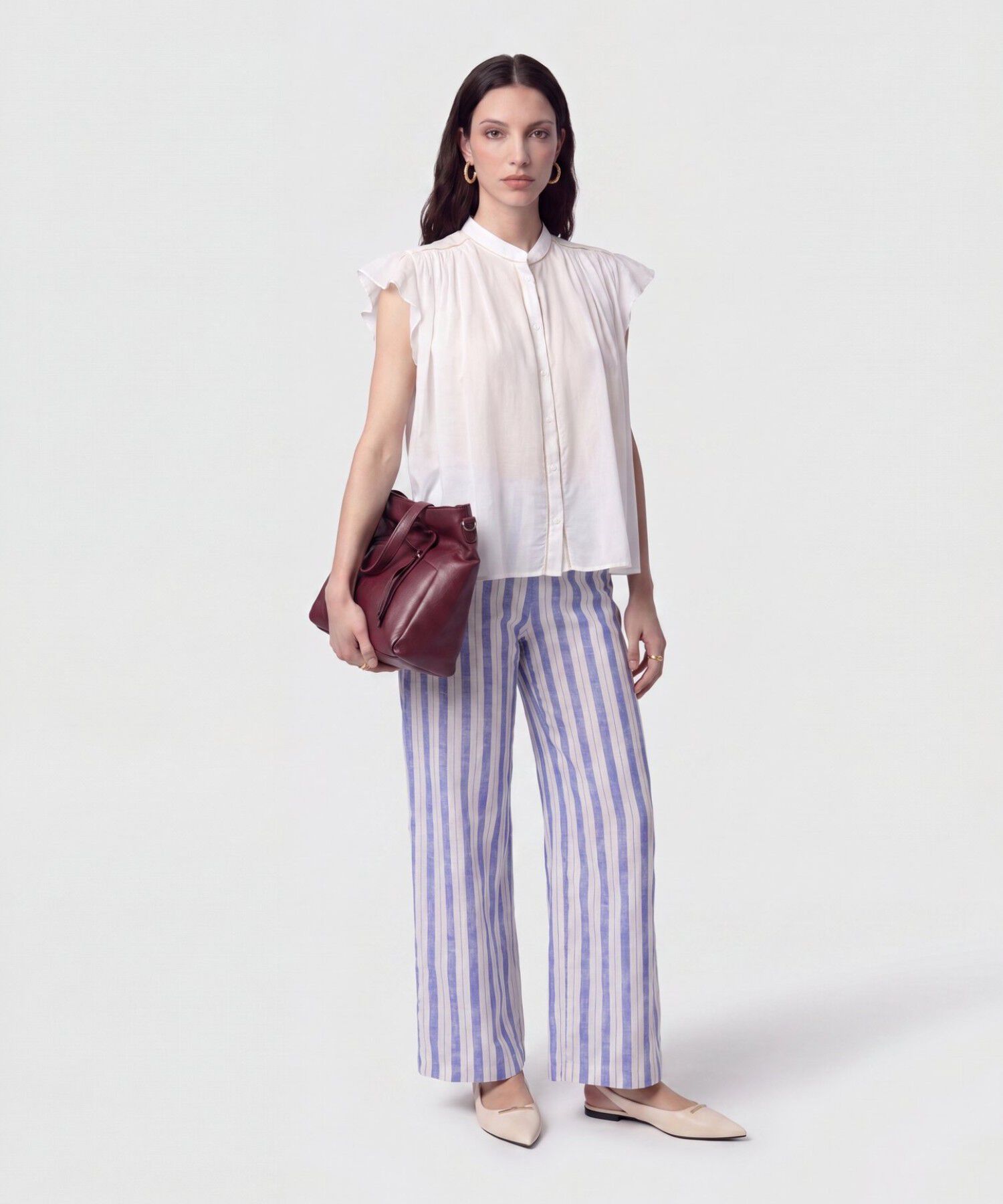 Blusa Cuello Alto con Vuelos Mujer