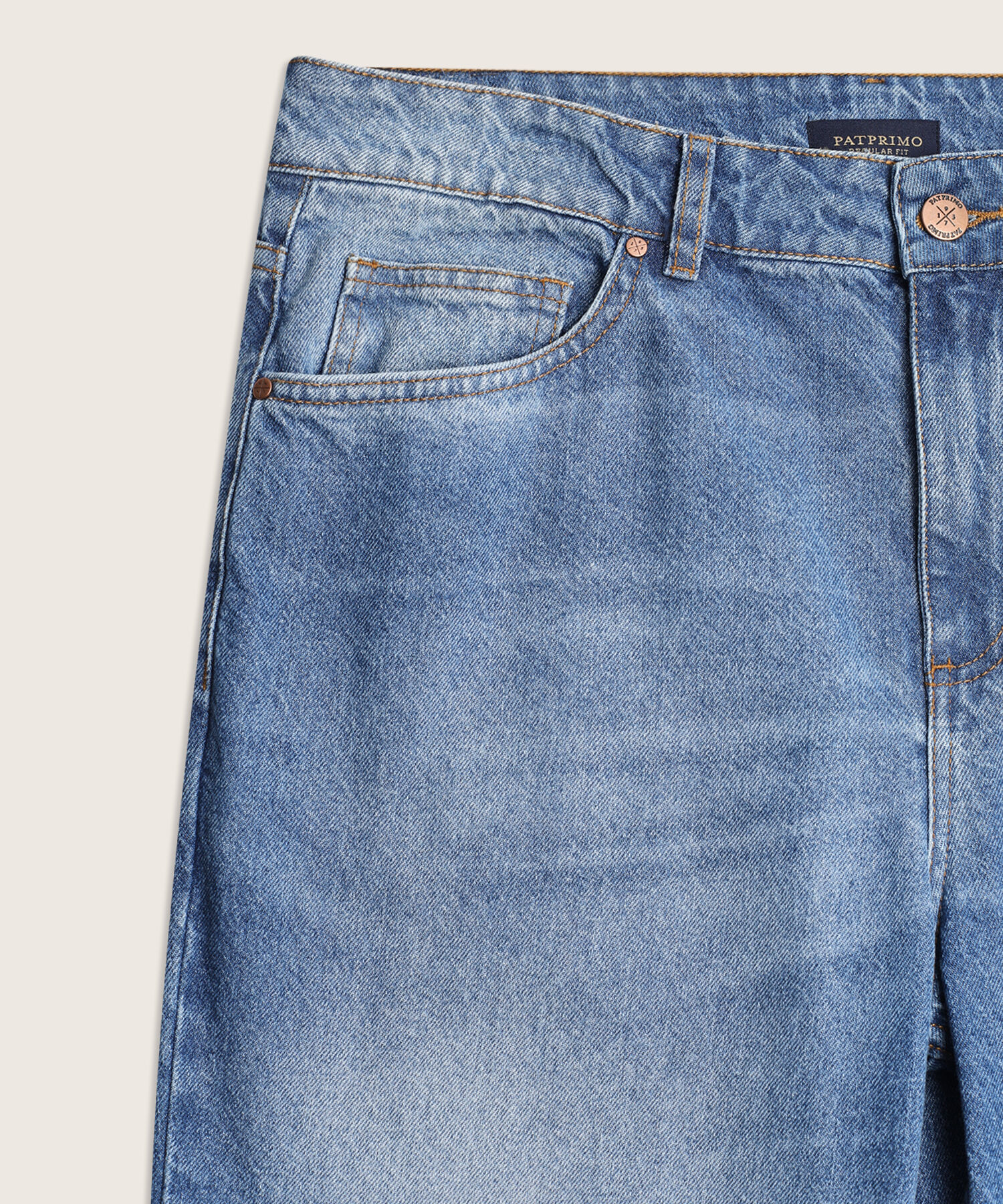 Jeans Regular Tono Medio