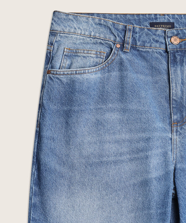 Jeans Regular Tono Medio