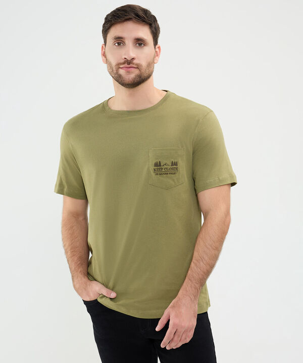 Camiseta Estampada con Bolsillo