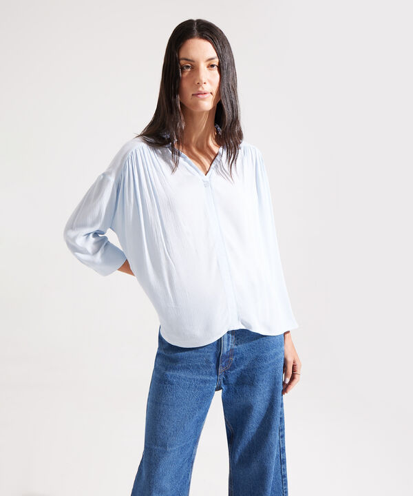Blusa Cuello Neru Con Ruche Unicolor