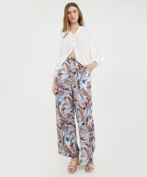 Pantalón Estampado Fluido Bota Amplia