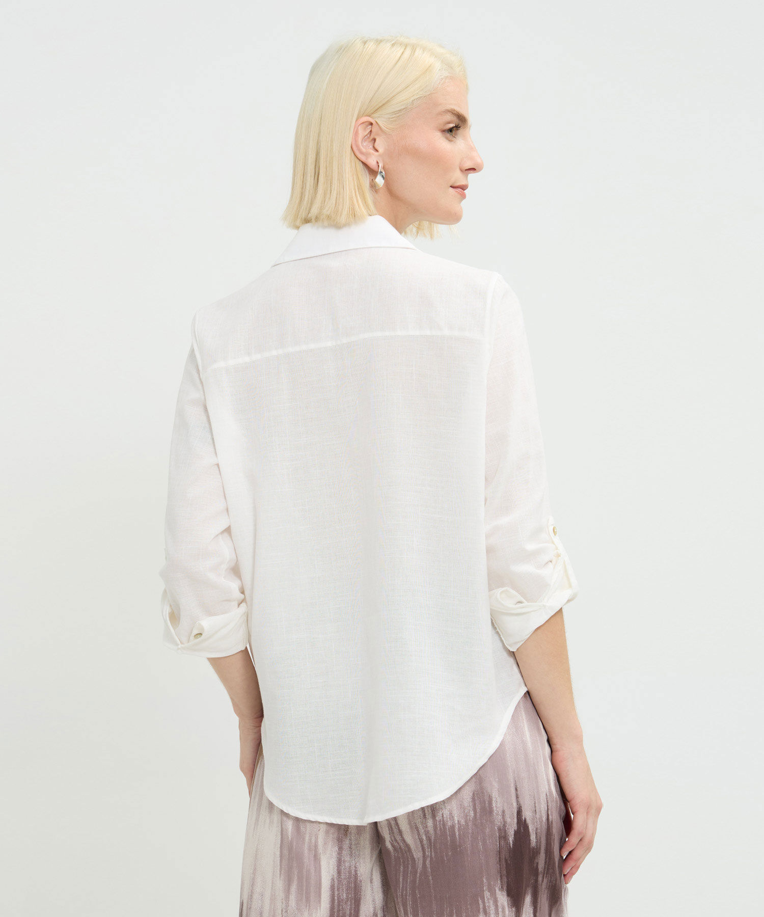Camisa Manga Larga Con Bolsillo Unicolor En Lino