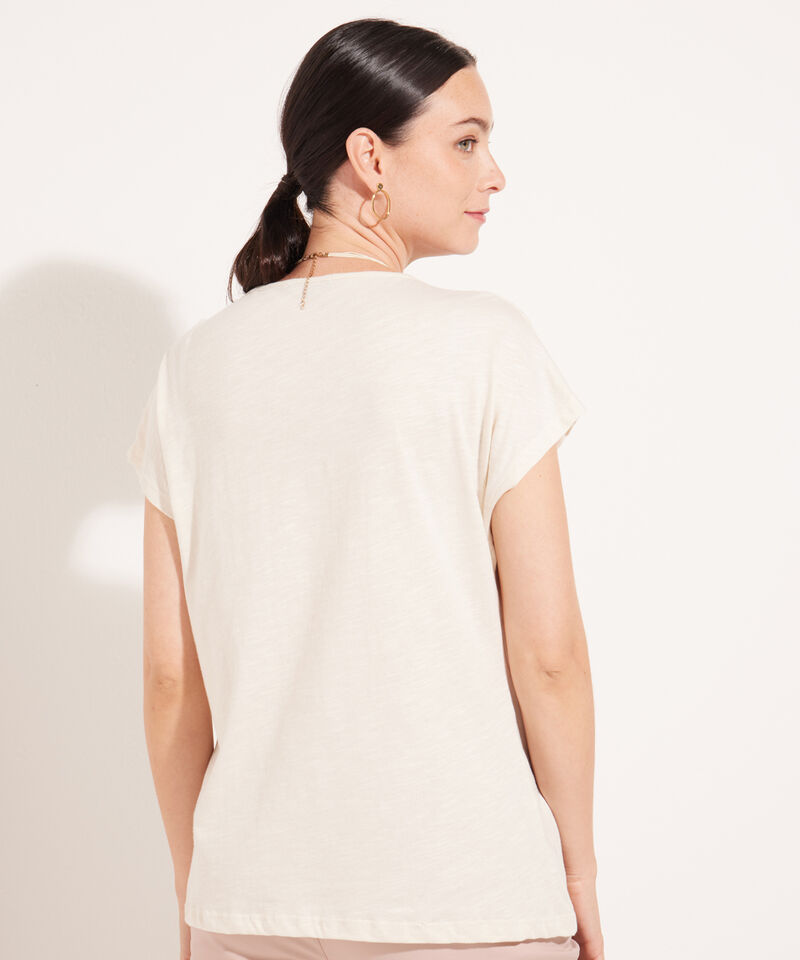 Camiseta Manga Corta Cuello V, Unicolor Con Bordado Y Screen, Silueta A Fluida