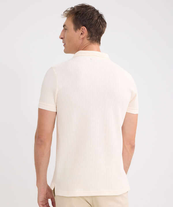 Polo Unicolor Con Textura, Cuello Y Puños Tejidos