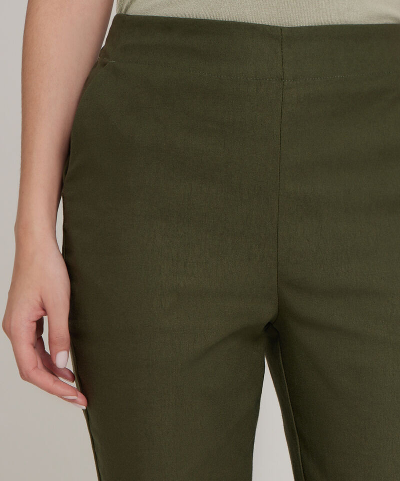 Pantalon Unicolor Clasico Con Bolsillo Diagonal