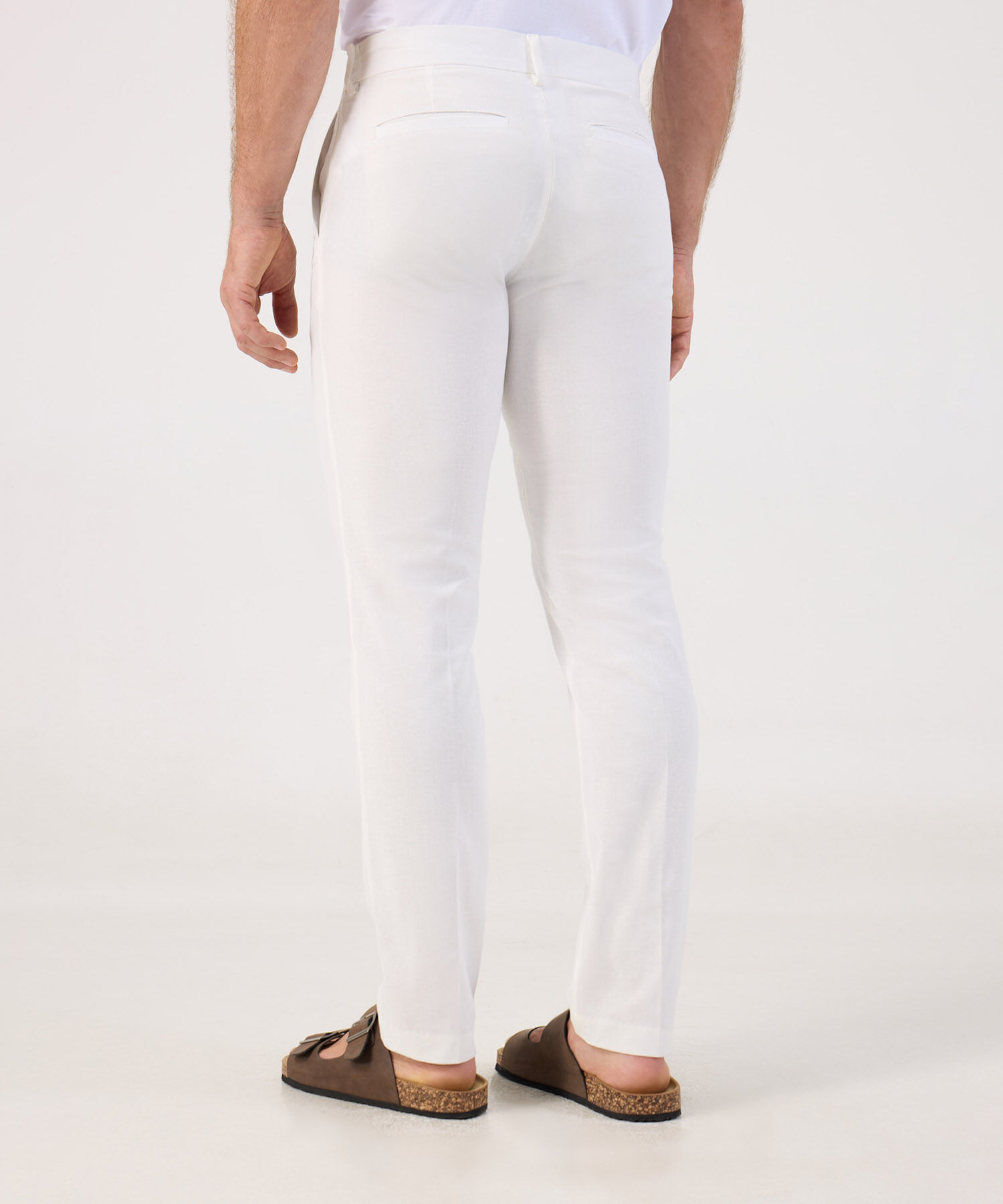 Pantal&oacute;n Chino de Hombre Corte Slim Fit Moderno