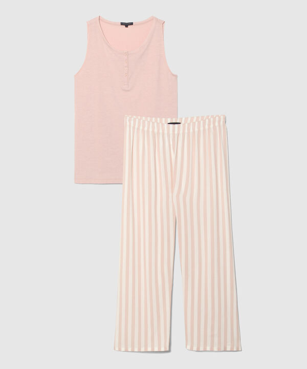 Pijama Camiseta Manga Sisa Y Pantalón Capri Estampado