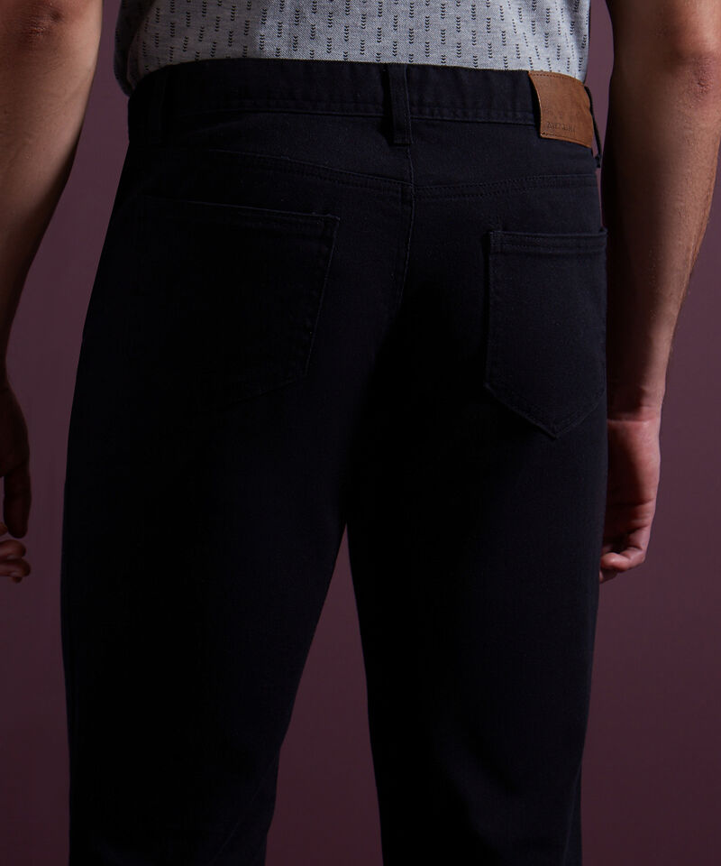 Pantalón 5 Bolsillos Unicolor Esencial