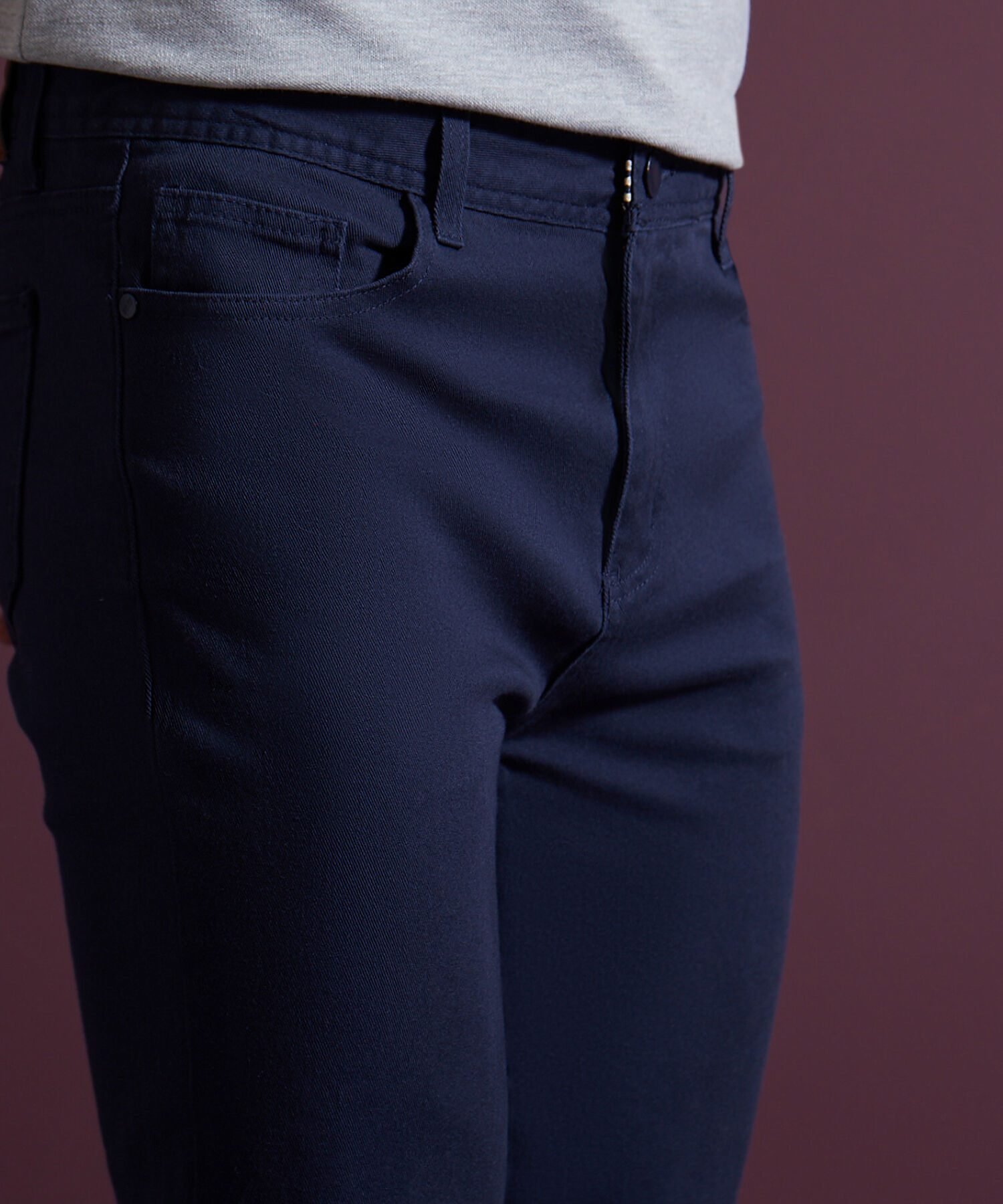 Pantalón 5 Bolsillos Unicolor Esencial