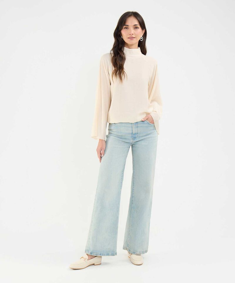 Blusa Plisada Cuello Alto