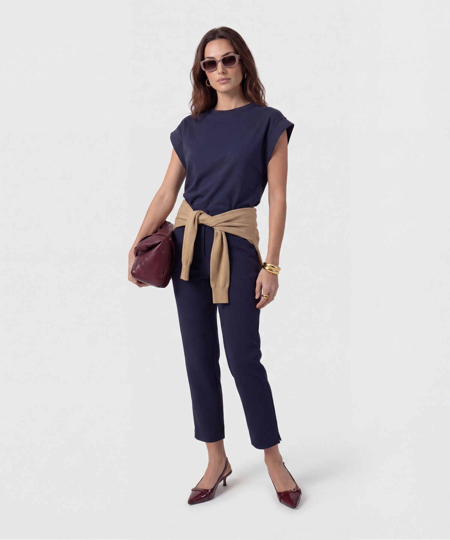 Camiseta Manga Sisa Con Hombro Estructurado Mujer