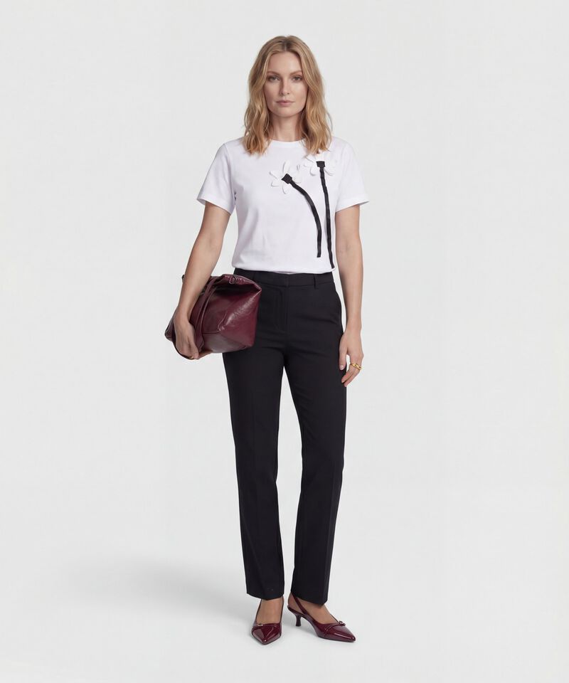 Camiseta con Apliques de Flores Para Mujer