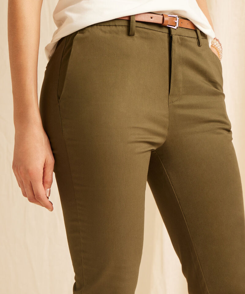 Pantalon Chino Unicolor Con Cinturon