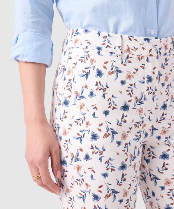 Pantal&oacute;n Capri Semiajustado Mujer