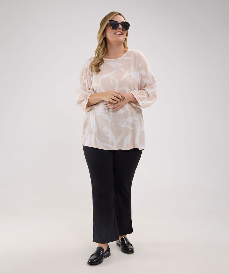 Blusa Estampada, Escote Redondo, Manga 3/4 Con Recogido En Puños