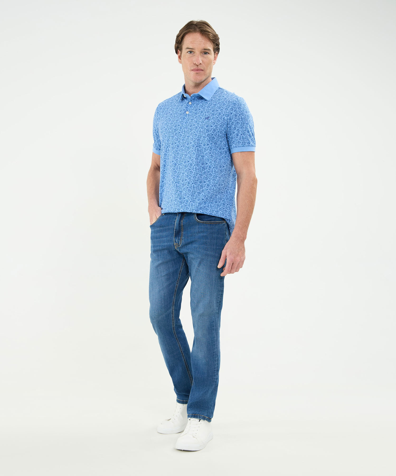 Polo Estampada Cuello Máquina Sin Bolsillo