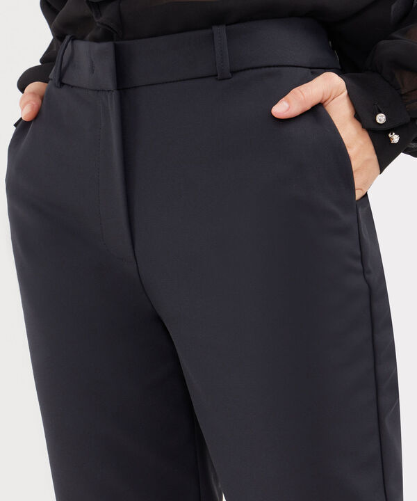 Pantalon Chino Unicolor image number null