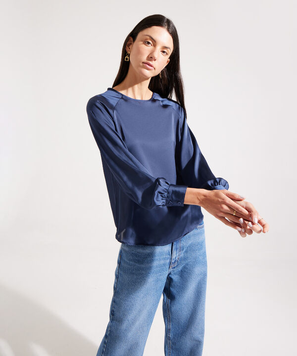 Blusa Manga Larga con Cuello Redondo