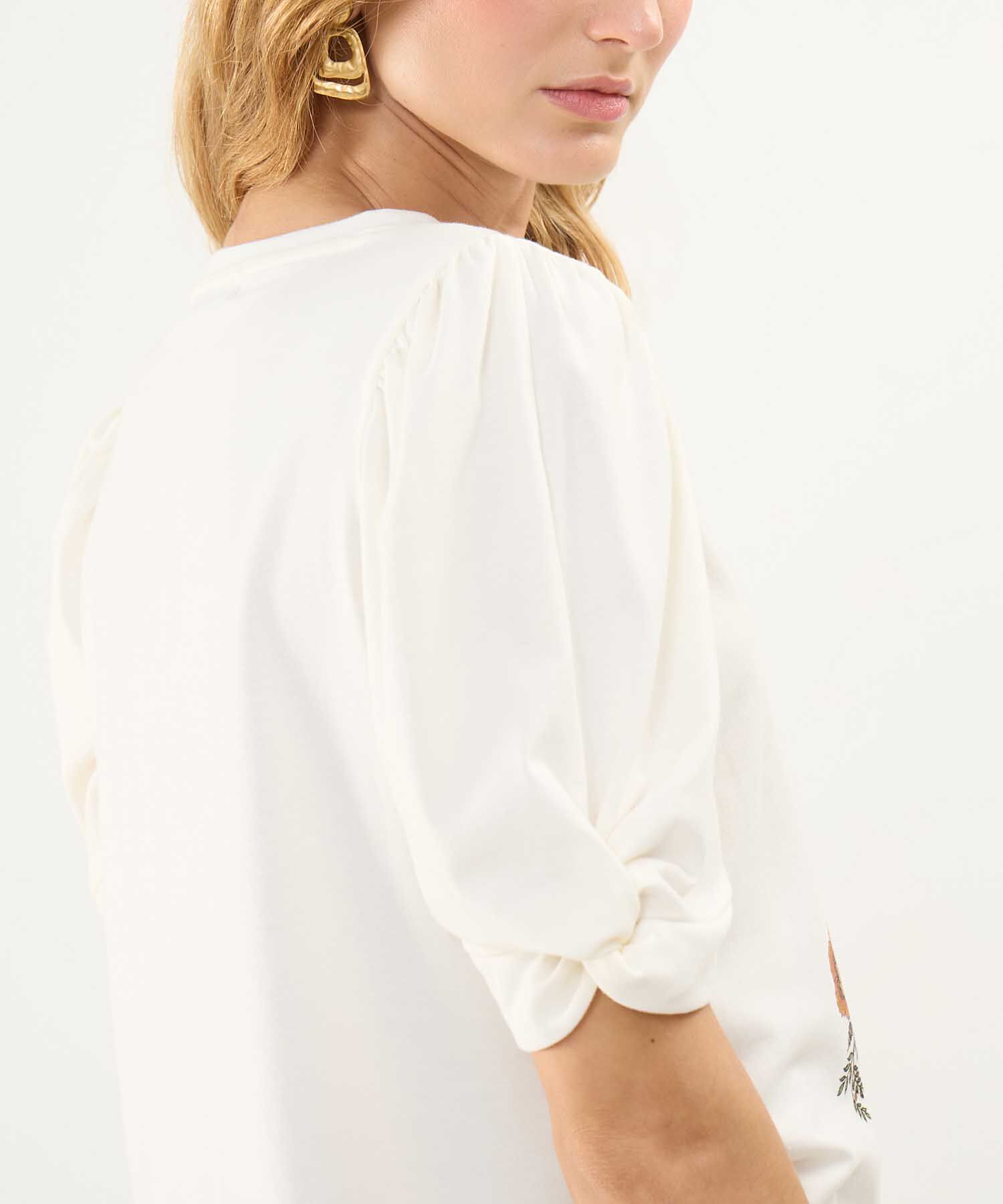 Camiseta Estampada con Ruche