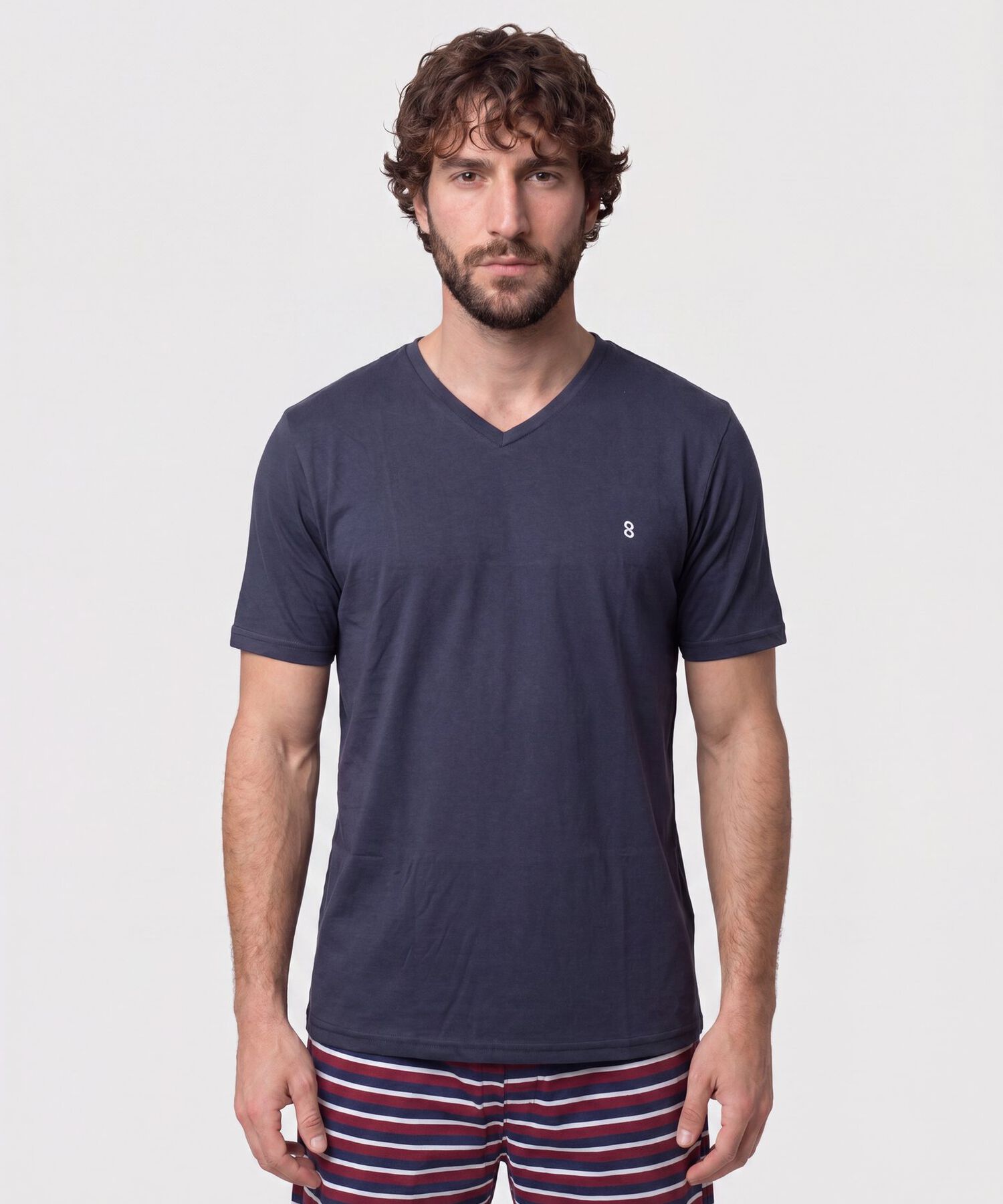 Conjunto Pijama Camiseta Cuello V Y Pantaloneta Prete&ntilde;ida Para Hombre