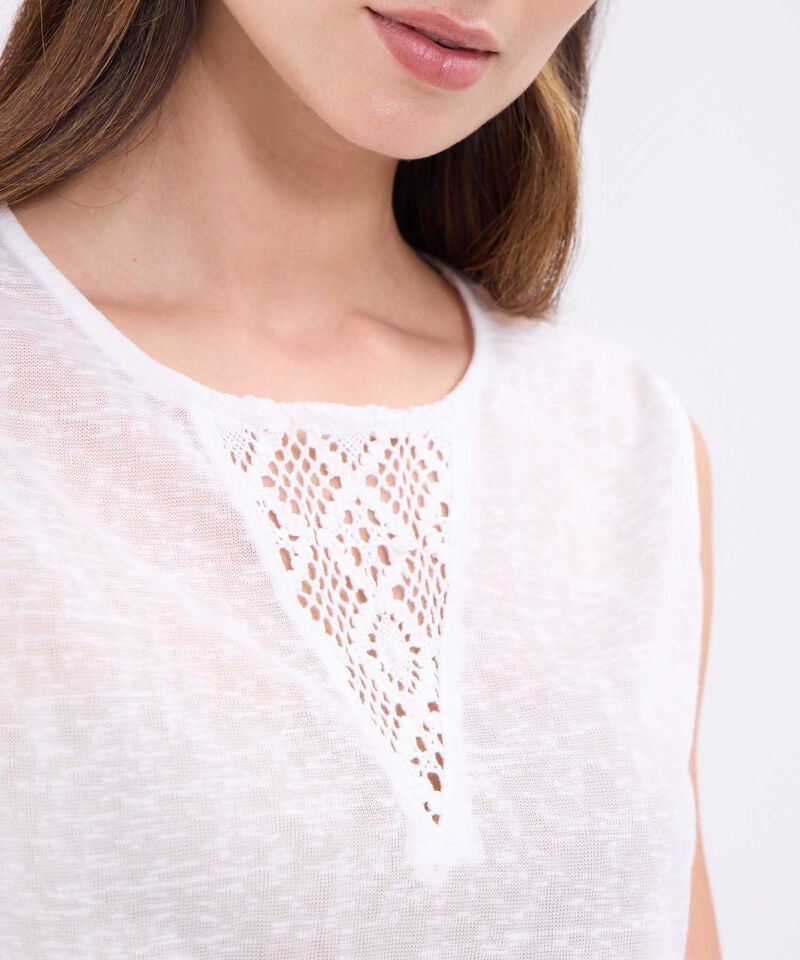 Camiseta con insumo para mujer