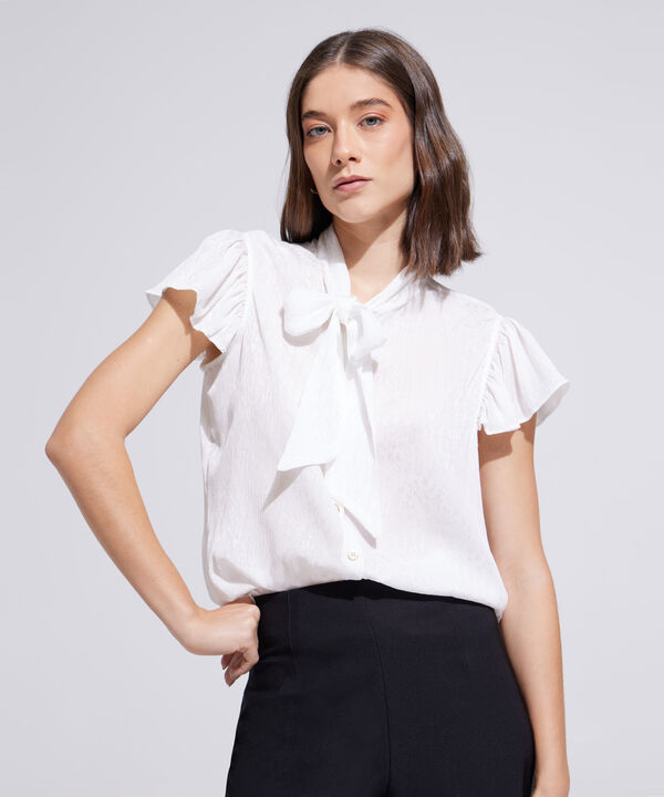 Blusa Manga Corta Unicolor Cuello Corbata