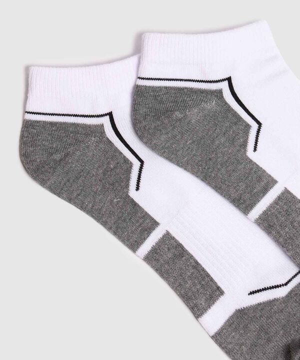 Medias Deportivas Invisibles