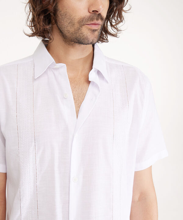 Camisa Guayabera Corta Con Bolsillo