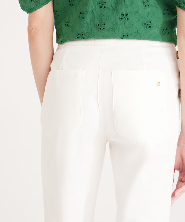 Pantalon Con Botones En Diagonal