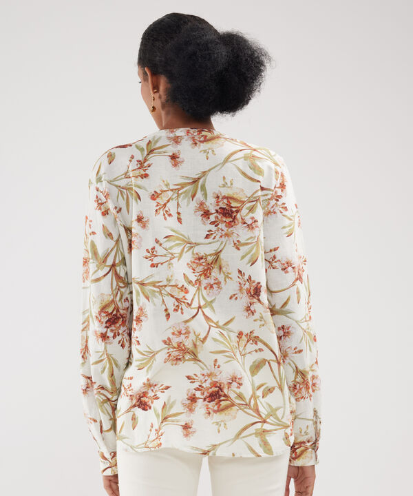 Blusa Manga Larga Estampada En Lino