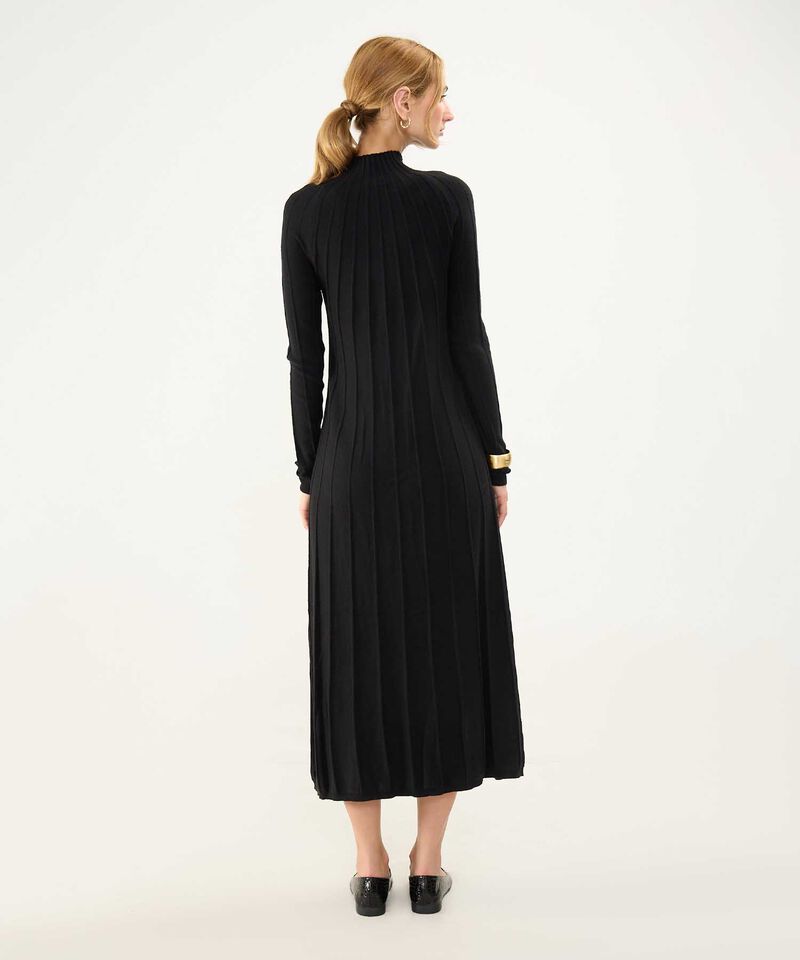 Vestido Tejido Cuello Alto