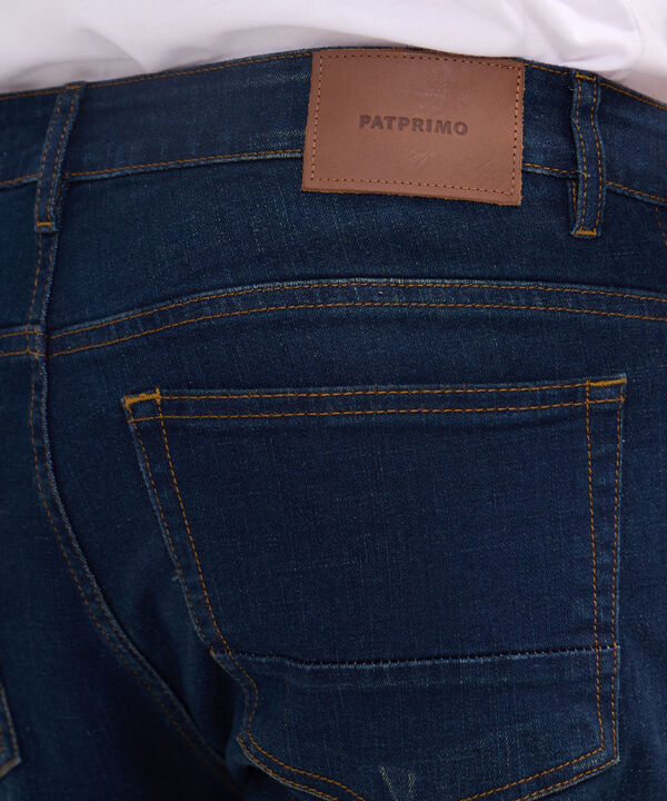 Jeans Regular Tono Oscuro