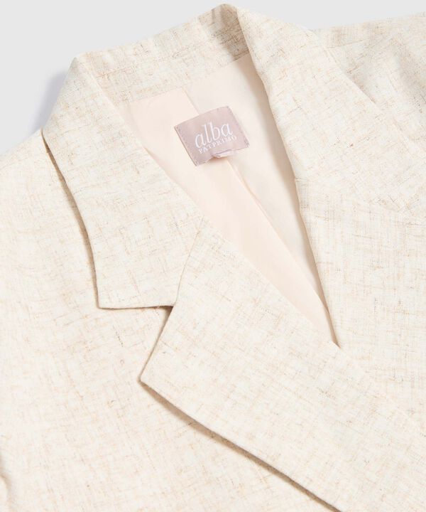 Blazer unicolor con botones para mujer curvy image number null